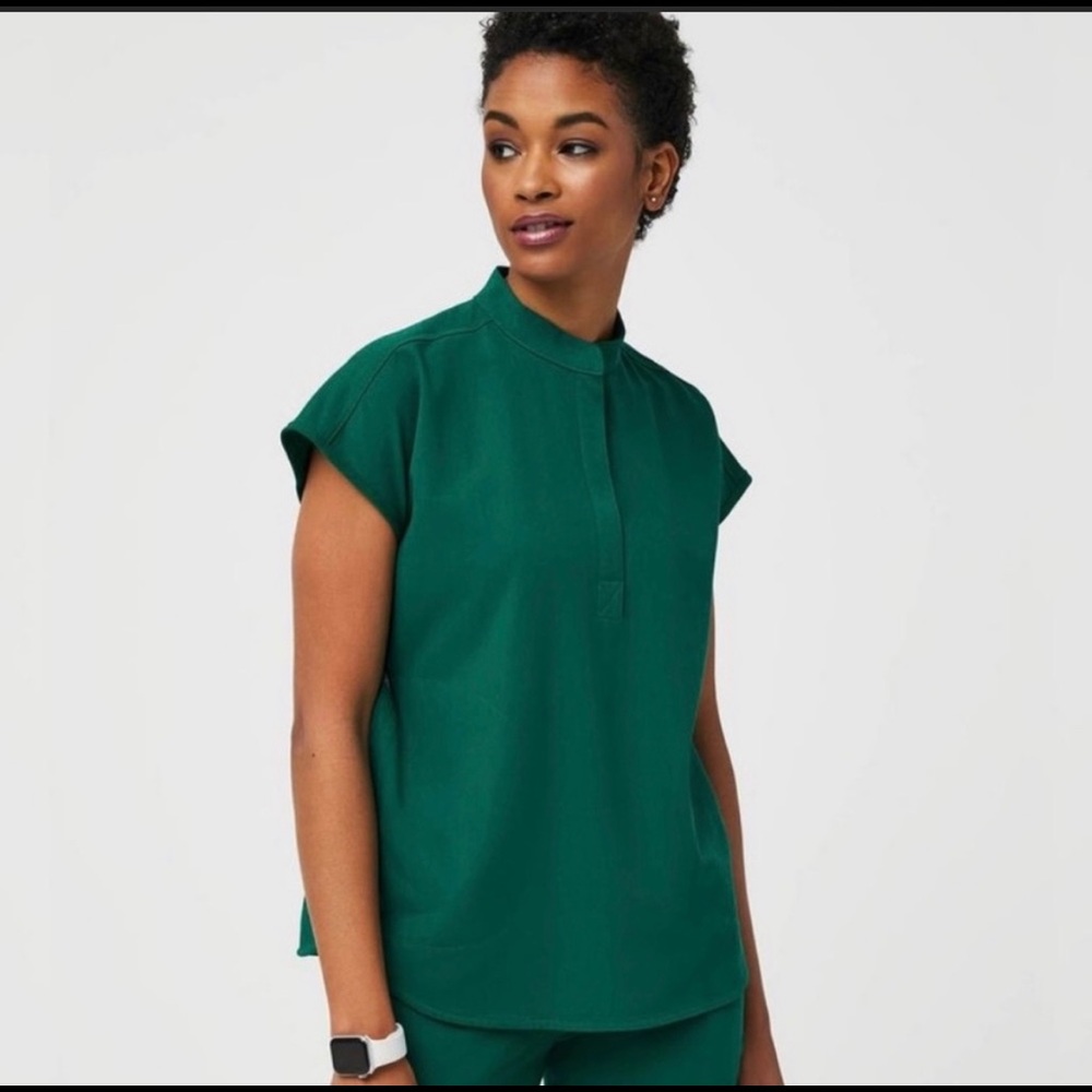 Figs limited edition hunter green Rafaela top. M